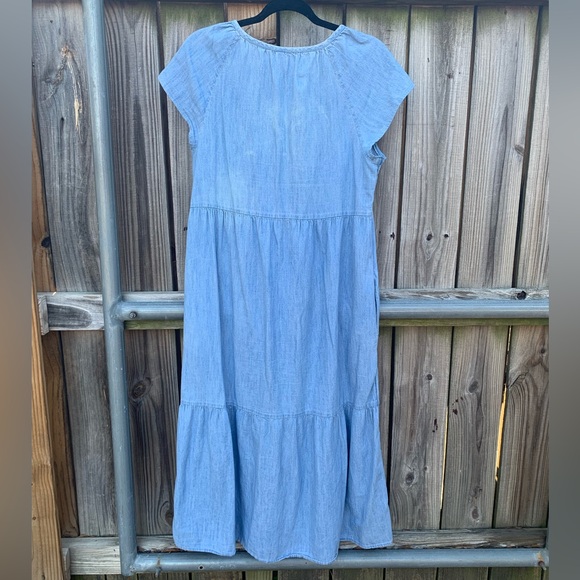 Old Navy chambray dress - Picture 4 of 5